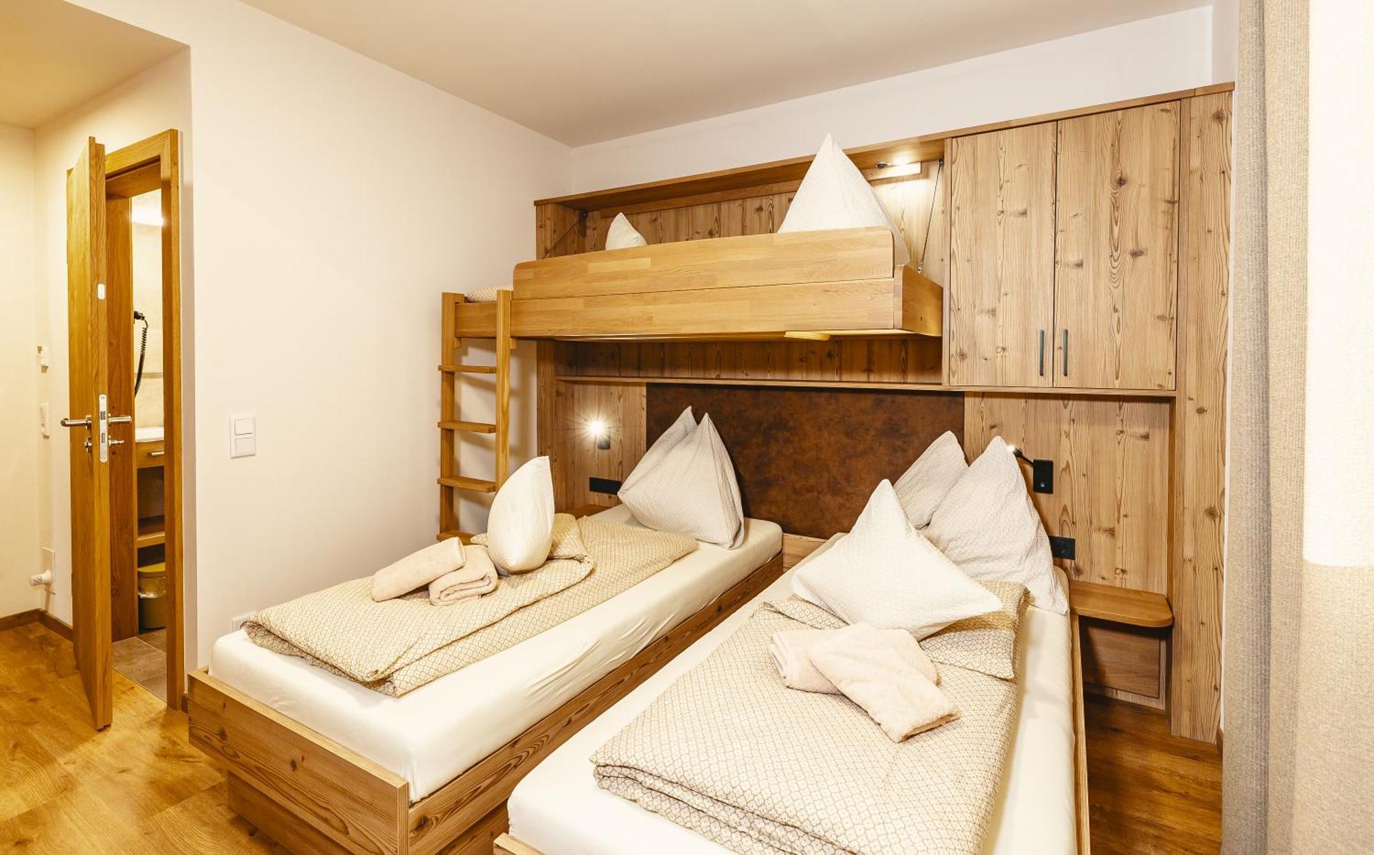 Aparthotel Lindlinghof Saalbach Zimmer foto